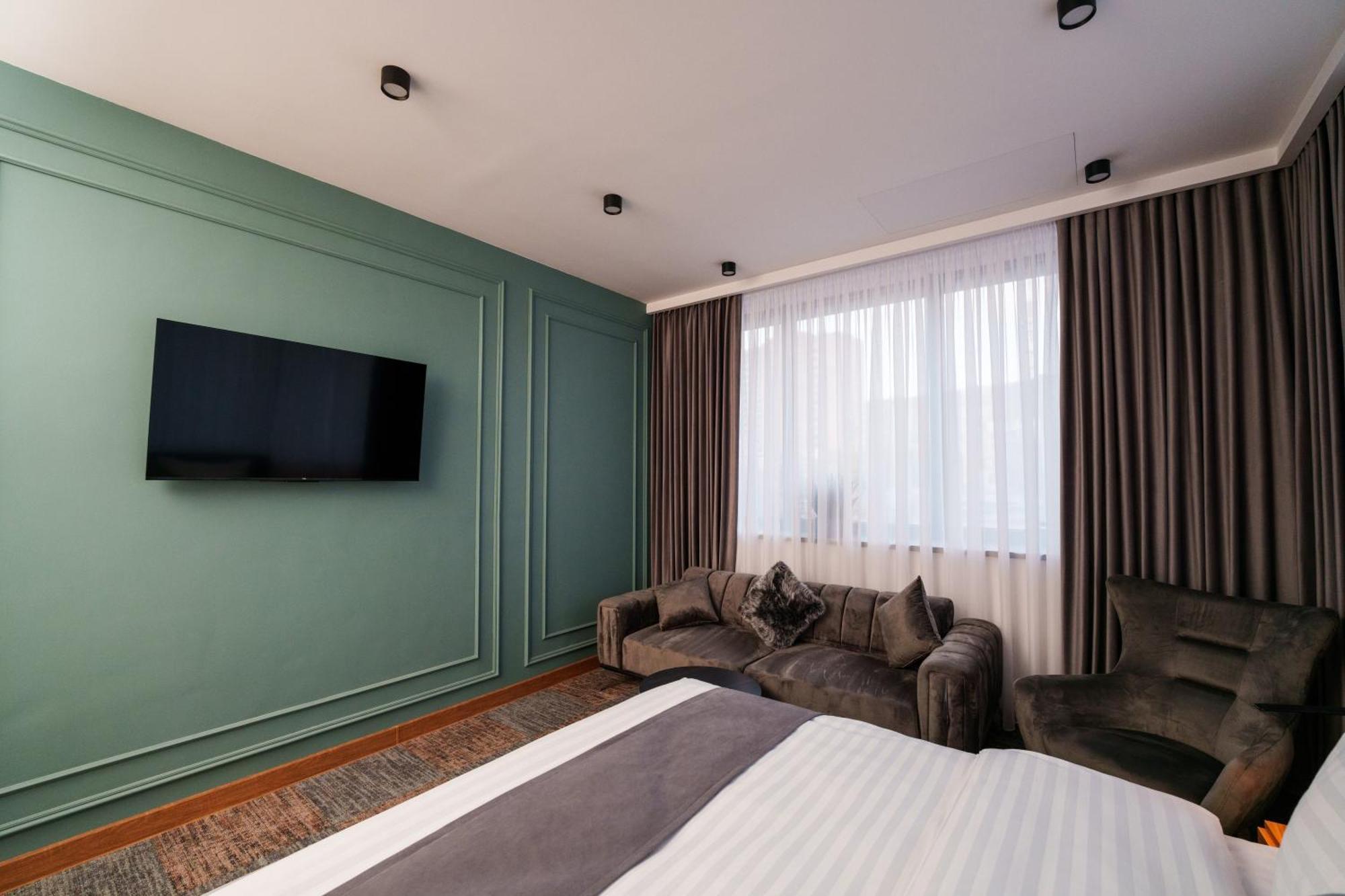 Revive Boutique Hotel Yerevan Phòng bức ảnh