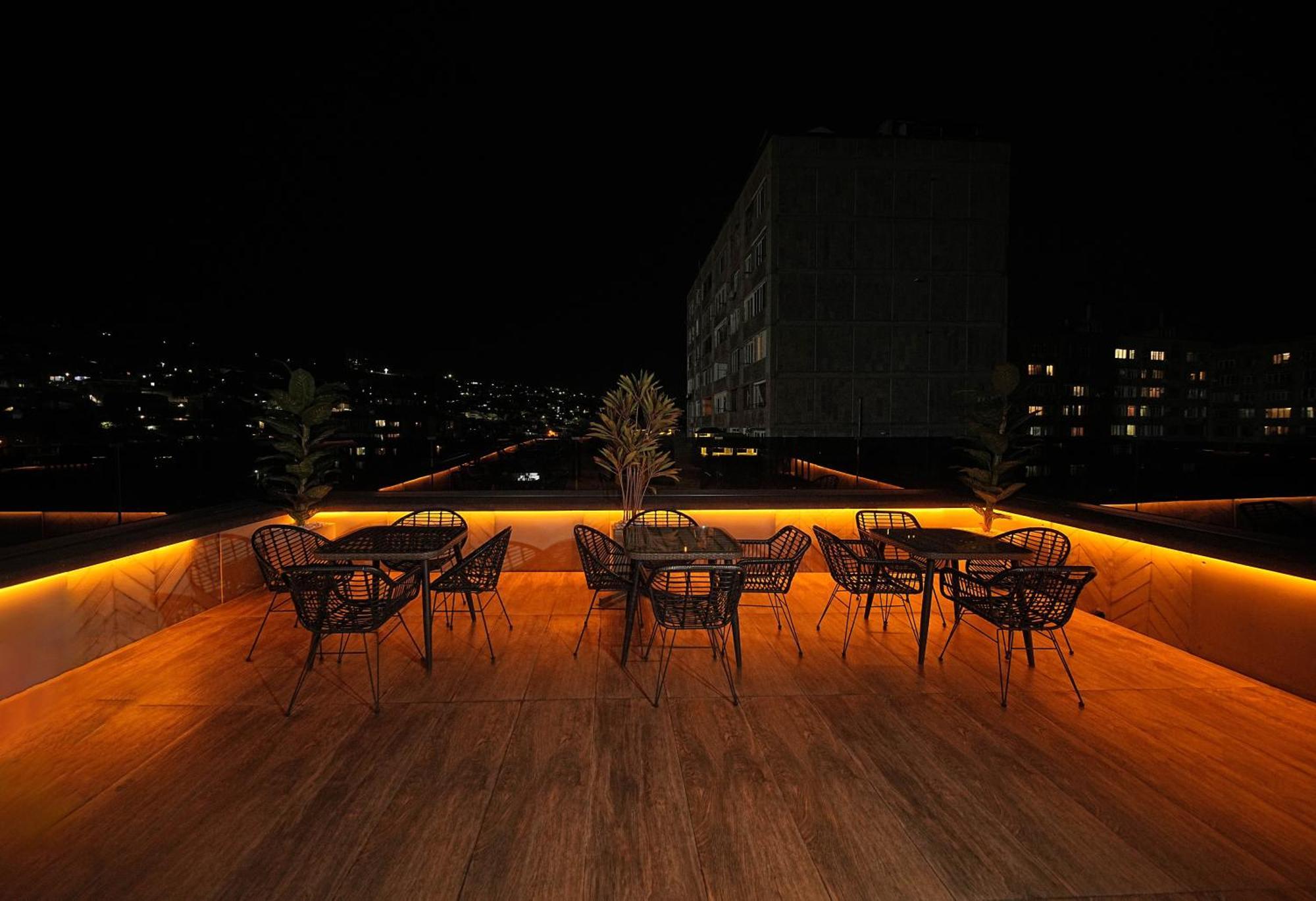 Revive Boutique Hotel Yerevan Ngoại thất bức ảnh