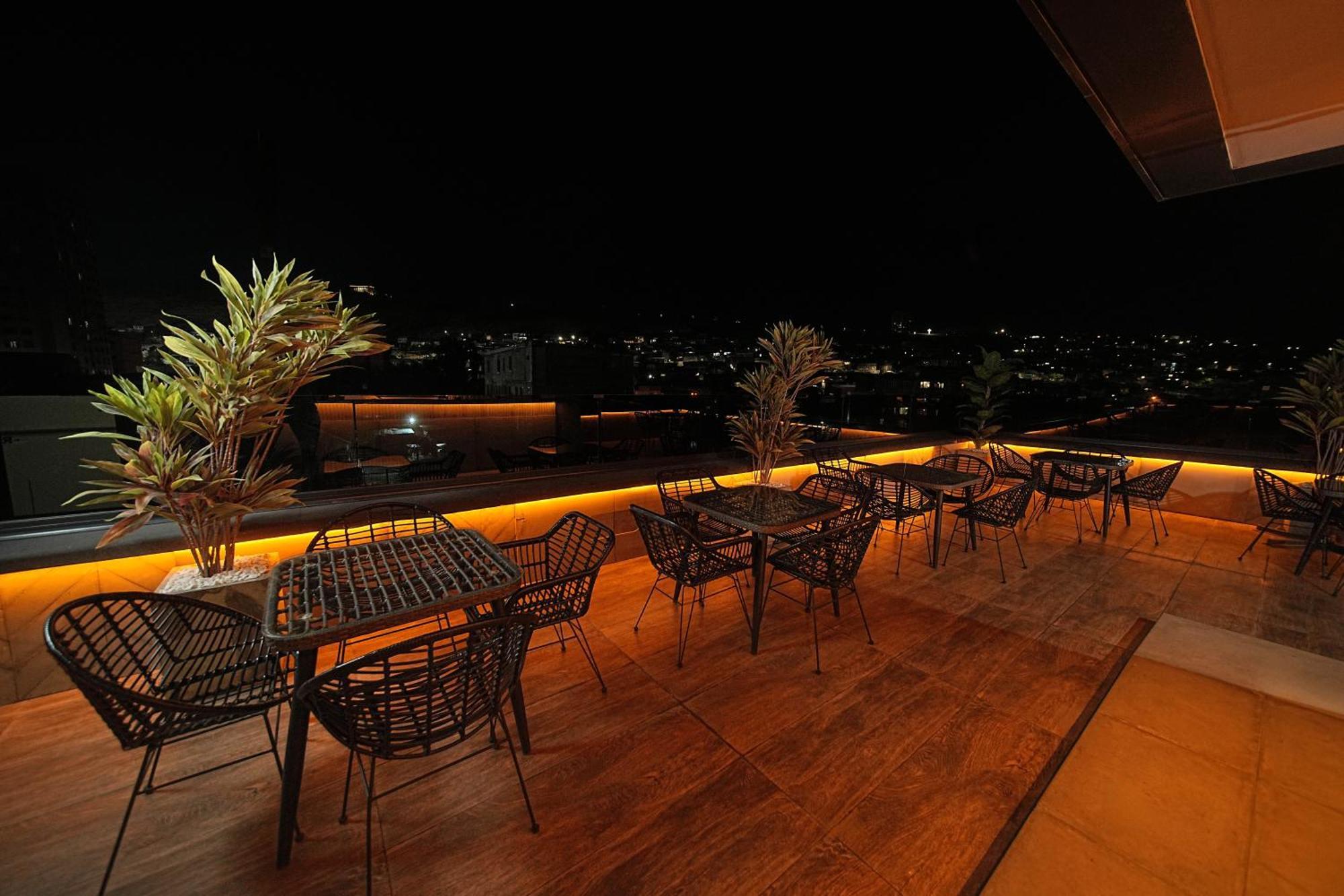 Revive Boutique Hotel Yerevan Ngoại thất bức ảnh